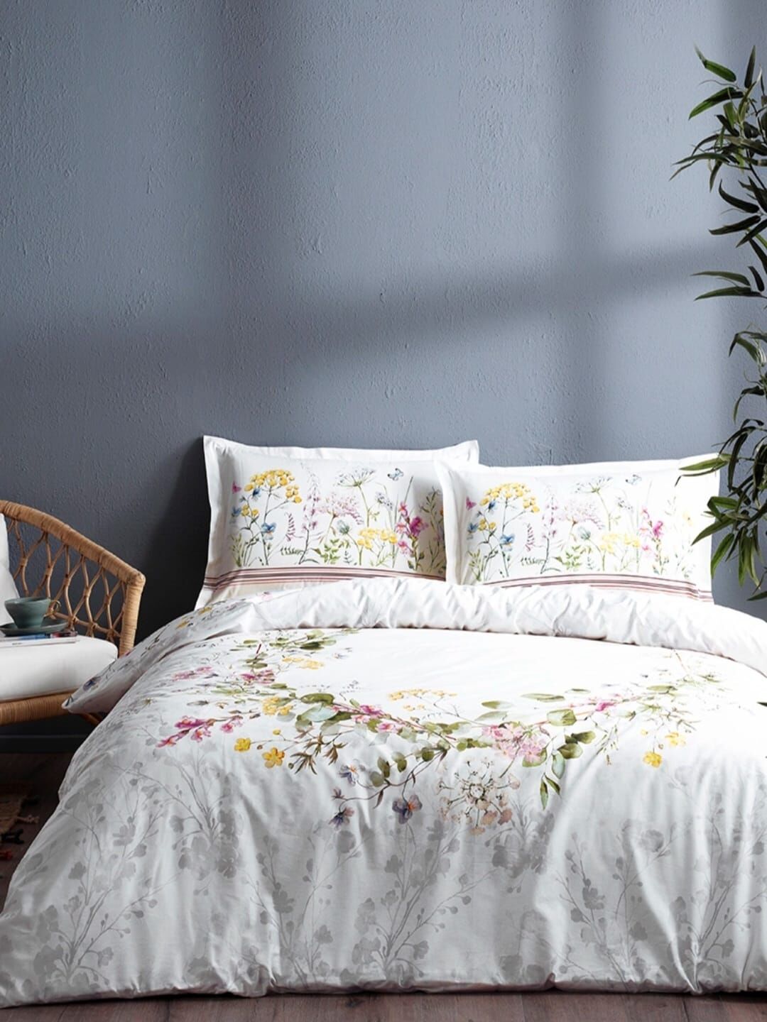 Özdilek Çift Kişilik Ranforce Nevresim Takımı Jardın De Flor Beyaz