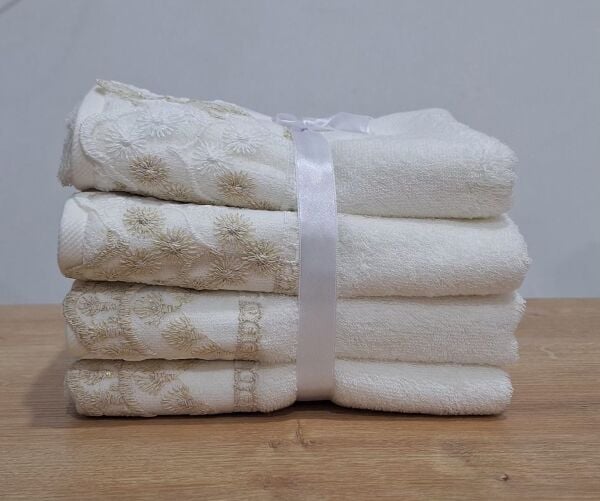 Özdilek Beyza Güpürlü Krem 4'lü El Havlusu (paket içerisinde 2 farklı model bulunmaktadır)