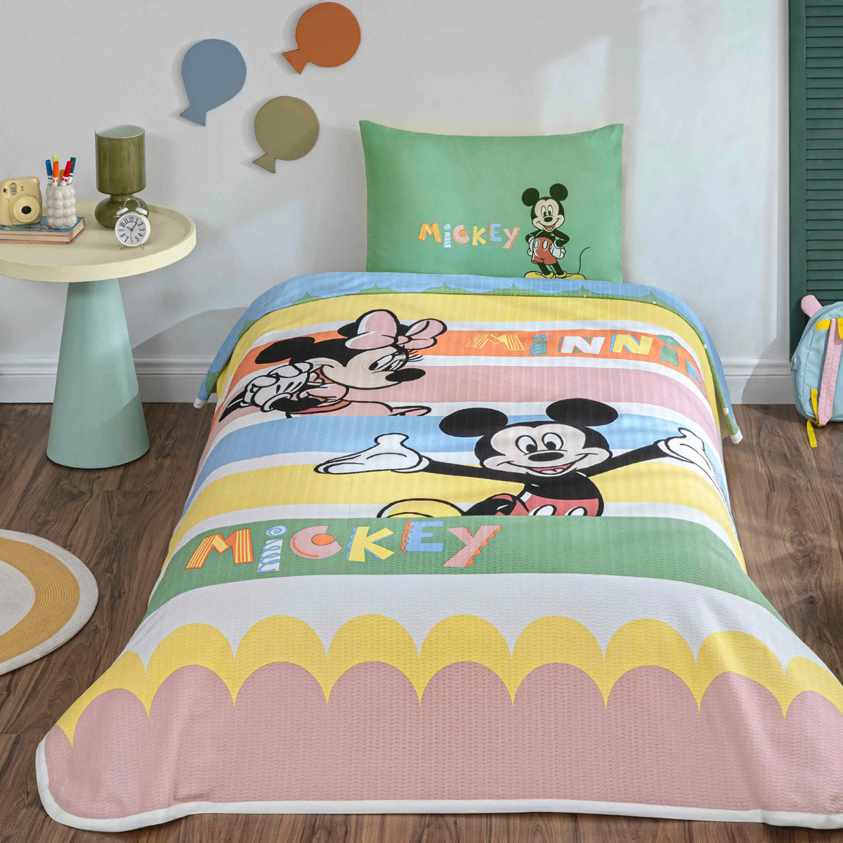 Taç Lisanslı Tek Kişilik Pike Takımı Mickey Minnie Mouse Happy