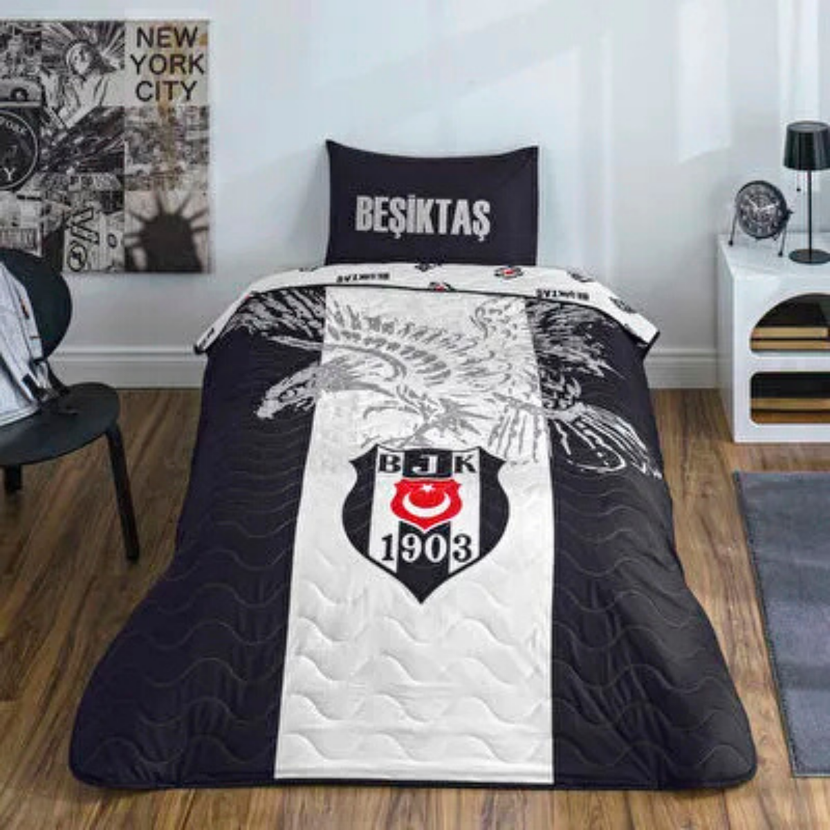 Taç Lisanslı Beşiktaş Kartal Tek Kişilik Yatak Örtüsü Takımı